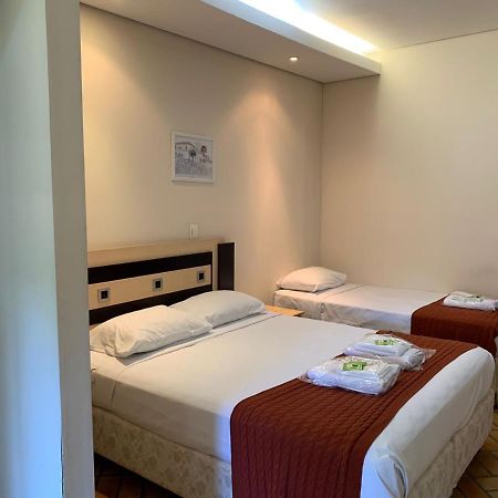 Hotel Tropeiro Da Lapa Lapa  ภายนอก รูปภาพ