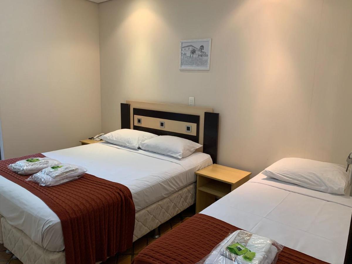 Hotel Tropeiro Da Lapa Lapa  ภายนอก รูปภาพ